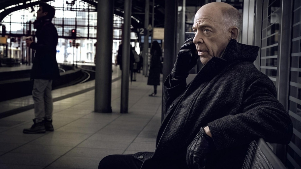 Counterpart 1. Sezon 10. Bölüm izle